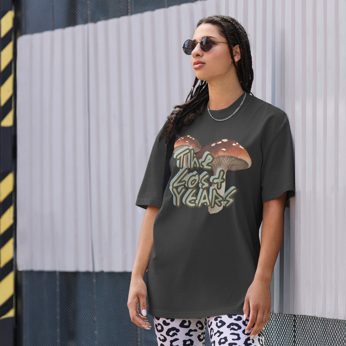 LOST YEARS oversized unisex tee